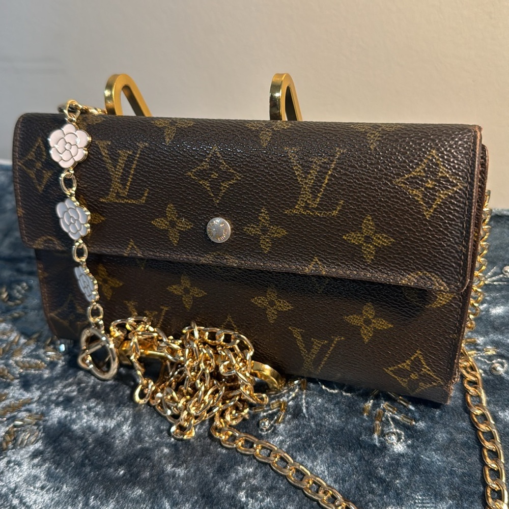 Louis Vuitton Trifold #2 Brown Monogram Clutch Elise trifold - Picture 12 of 12